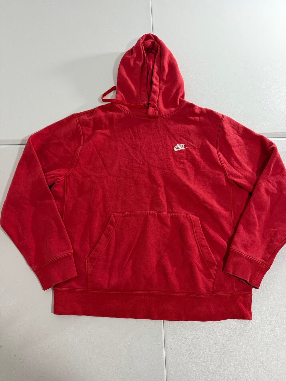 Nike Sportswear Club Fleece Hoodie Mens L Red Pullover Embroidered Swoosh Logo